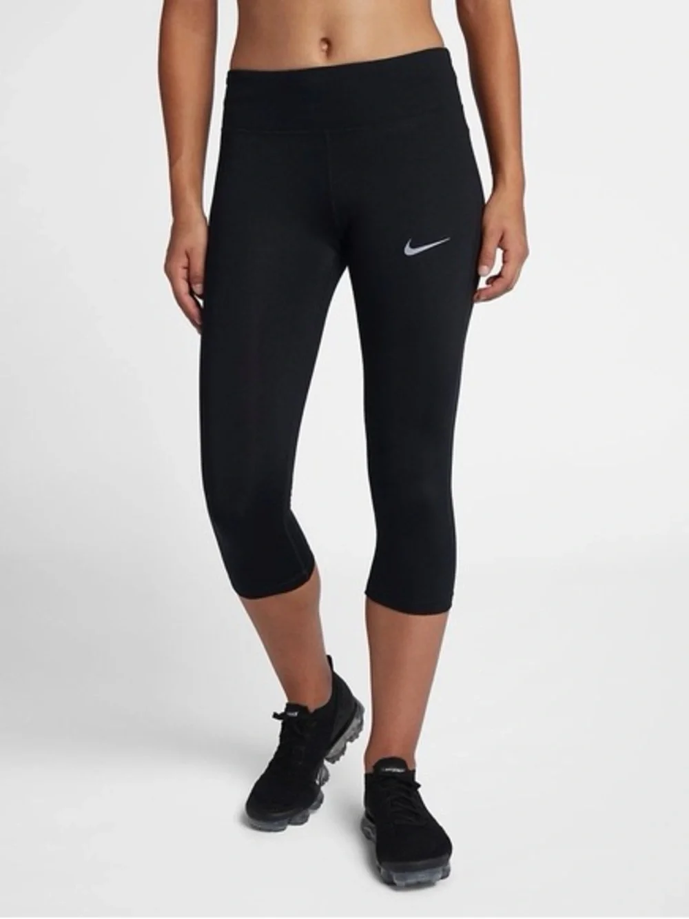 Nike Black Women's Cropped Leggings with Swoosh